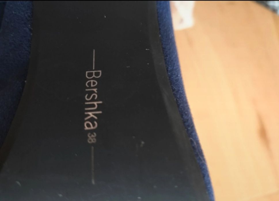 Sapatos salto alto azul escuro Bershka