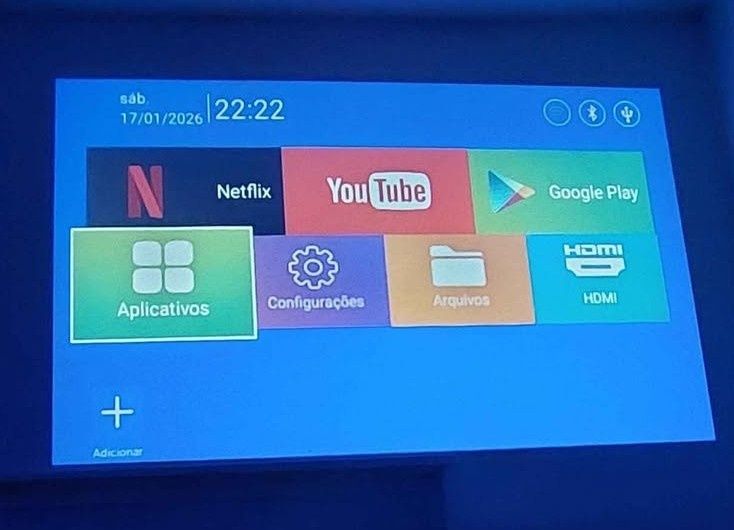 Projetor  com sistema Android incluido