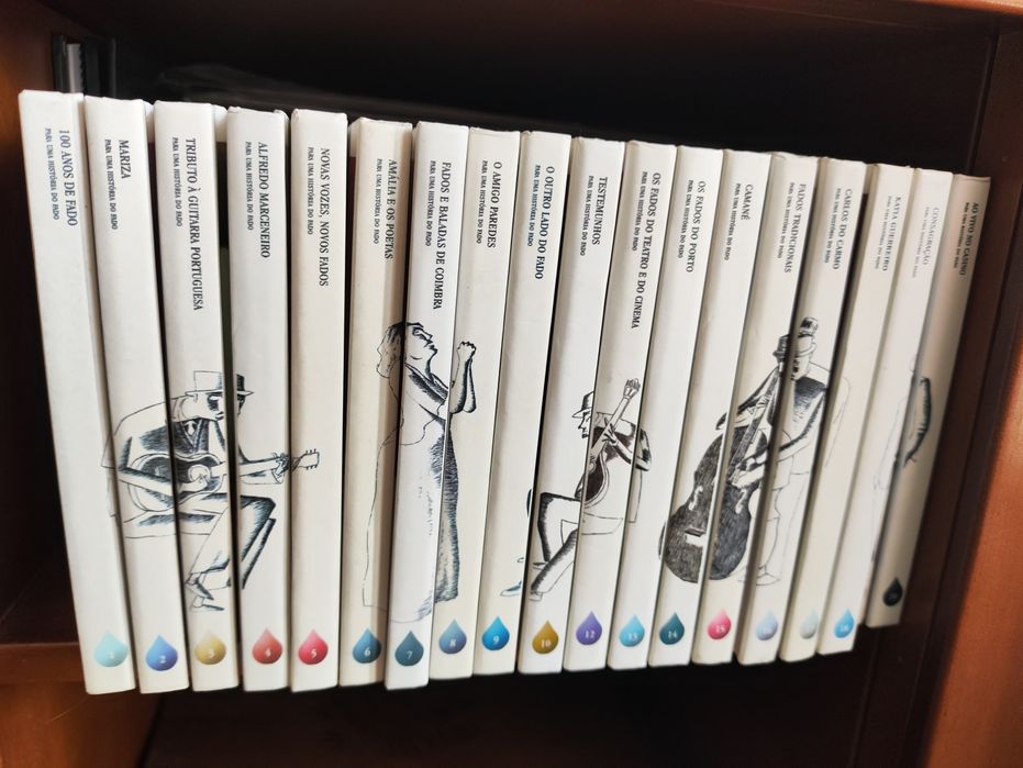 Coleção cds o fado do público 19 cds novos