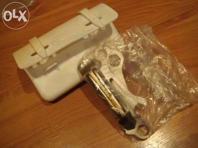 Estojo antigo bicicleta com ferramenta