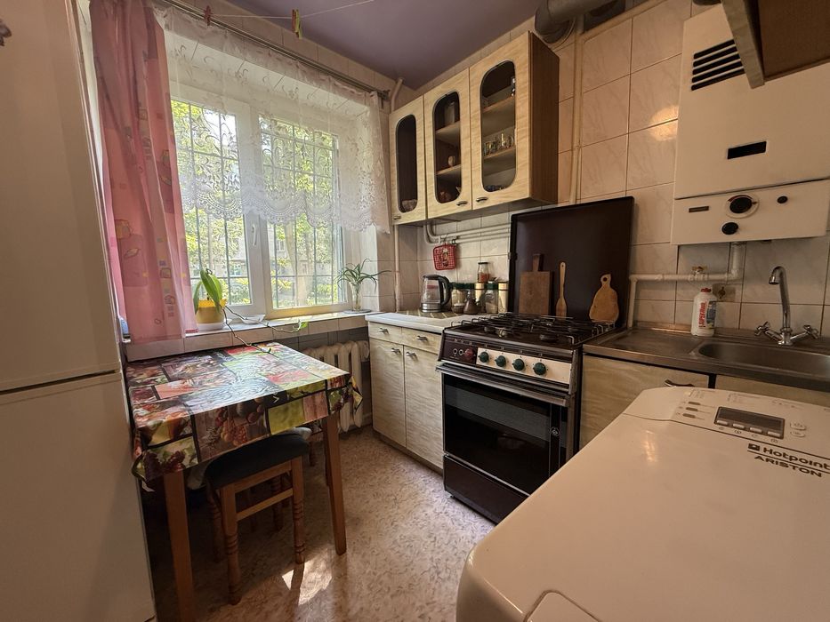 Продам 2ком. 45м2 ул. Галины Мазепы,57 р-он ул Калиновая