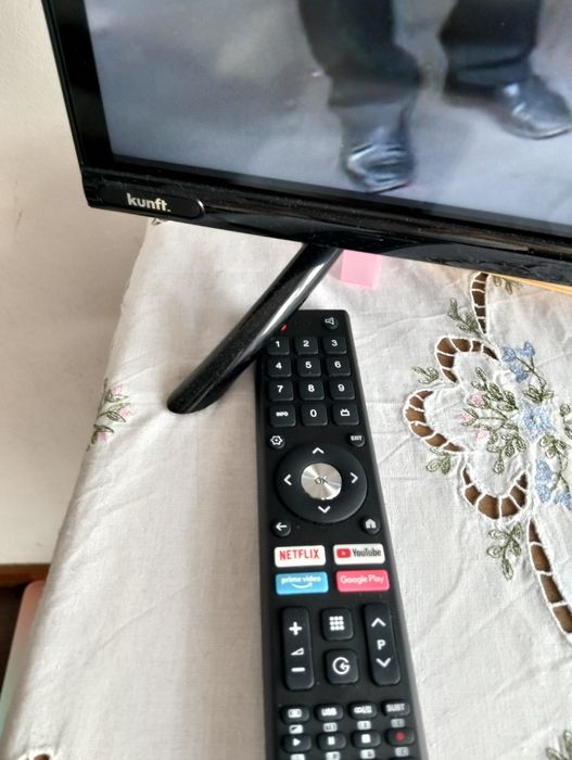 Smart TV nova 32 polegadas