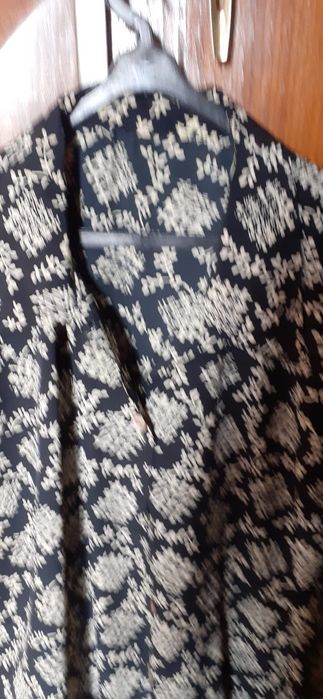 Camisas  e camiseiros  vários  padrões