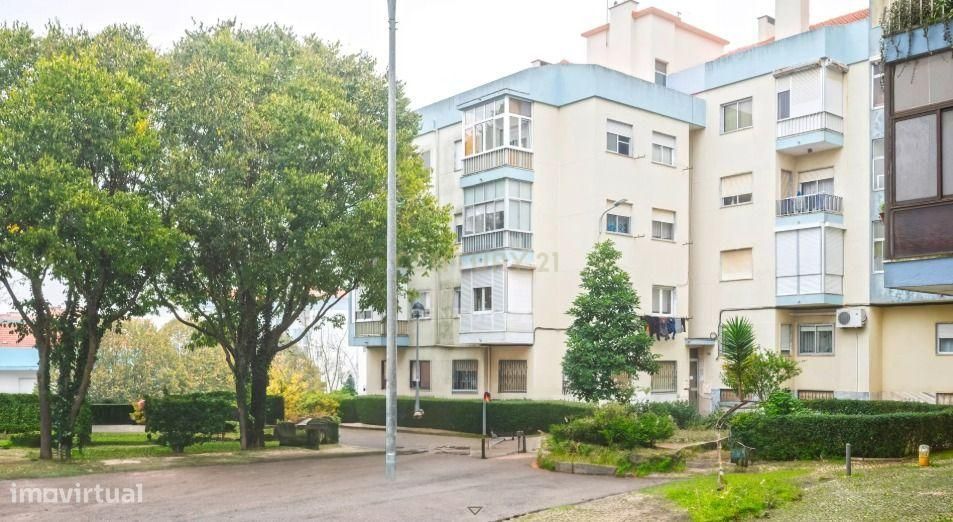 T1 +1 na Zona Central da Reboleira – Oportunidade de Investimento — Águas Livres, Lisboa