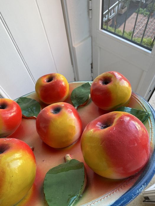 Prato decorativo de cerâmica