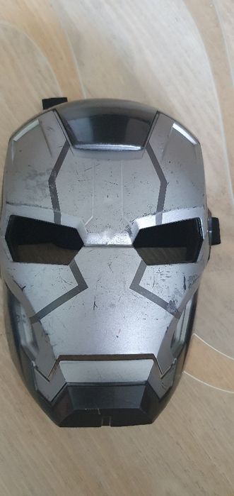 Маски супергероев