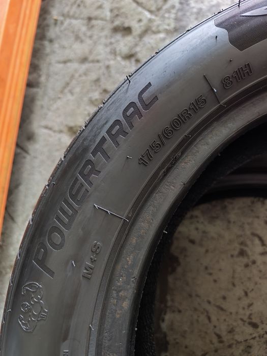 Pneus 175/60r15 Powertrac Adamas H/P com 85% piso
