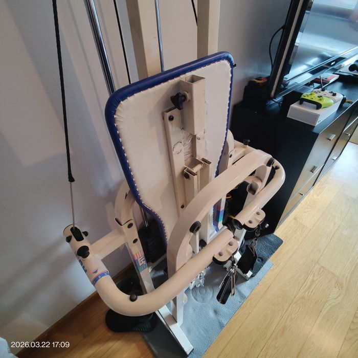 Máquina de ginásio multifunções
