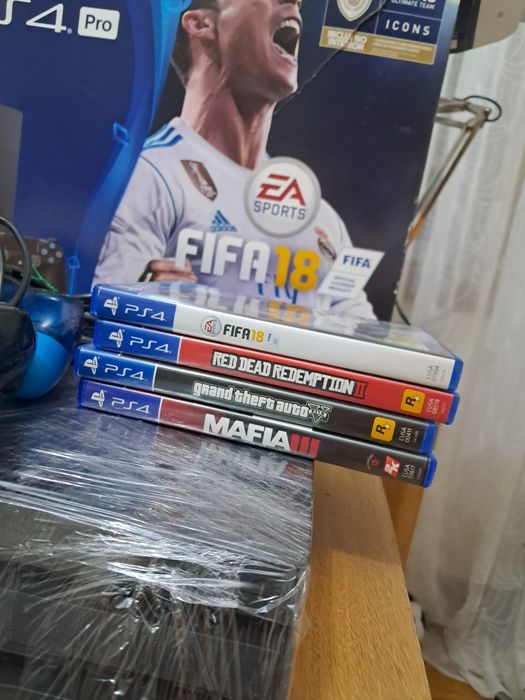 PlayStation4 PRO 1TB