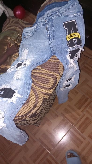 Ex. Calça em bom Estado