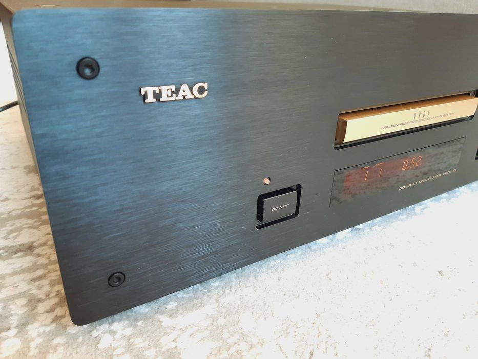 CD  програвач TEAC VRDS-10