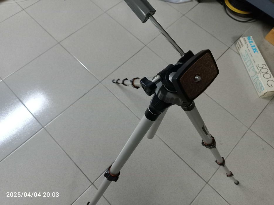 Tripé/suporte para fotografia novo
