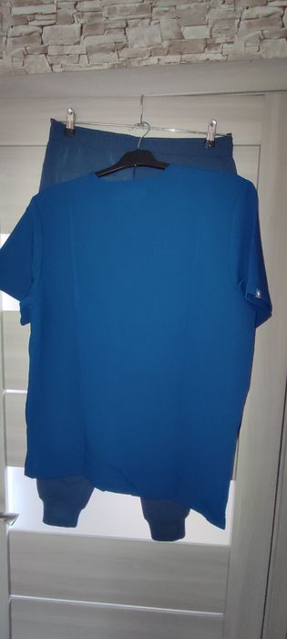 Медичний костюм новий