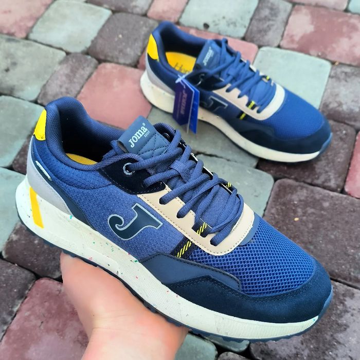 Чоловічі кросівки Joma