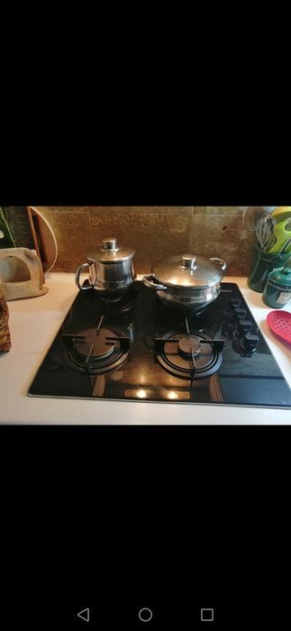 Placa de gás Zanussi em excelentes condições