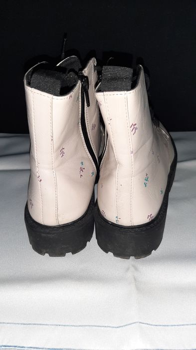 Damskie botki ZARA