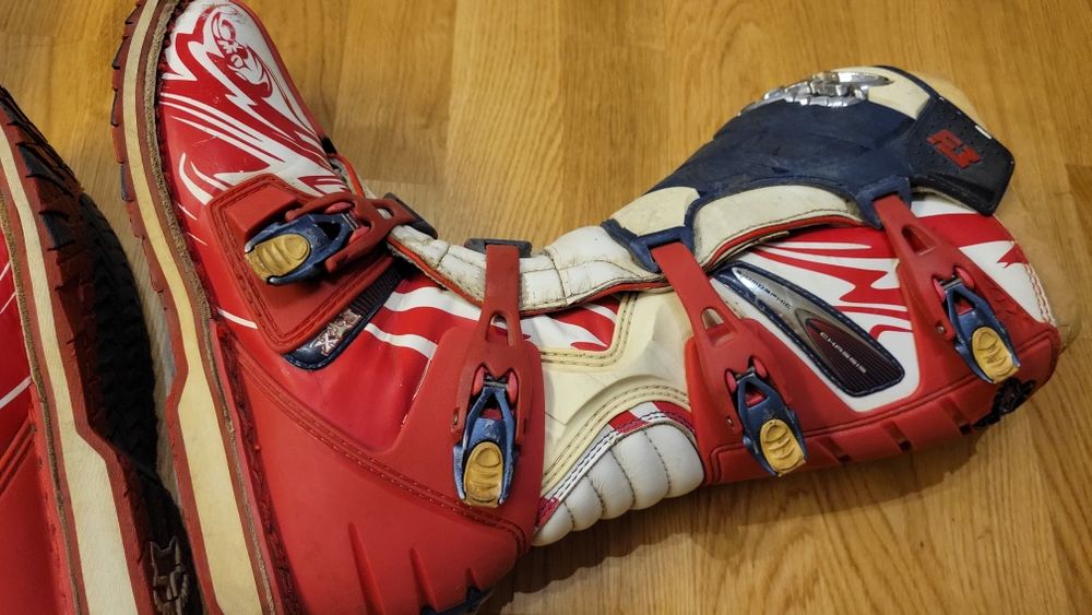 fox m 11. 45 r  мотоботи