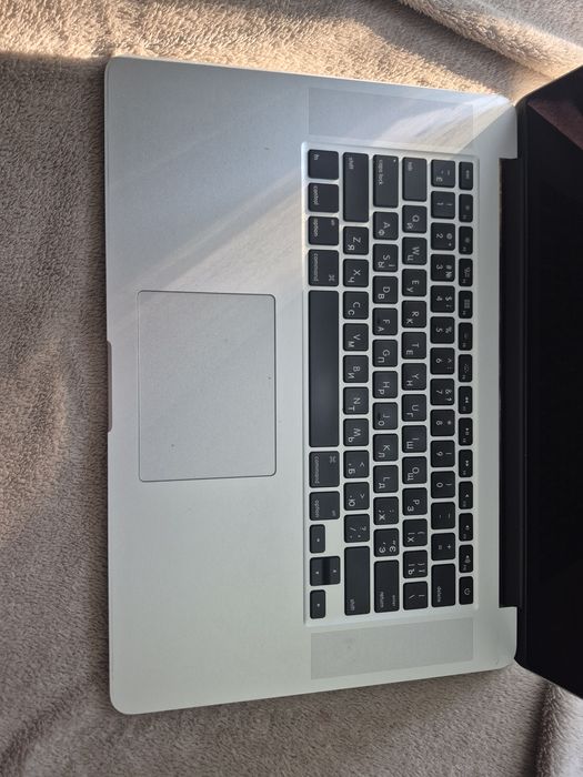 MacBook Pro 15" Retina (2015) | i7 • 16GB RAM