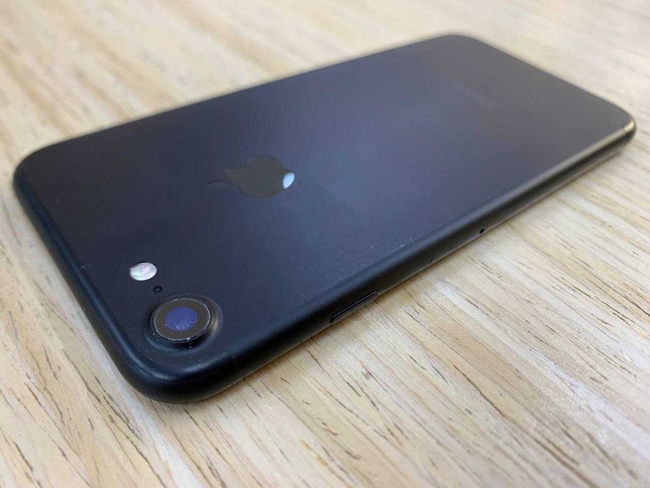 /12288/ iPhone 7 32gb Black Neverlock Обмін Розстрочка Гарантія