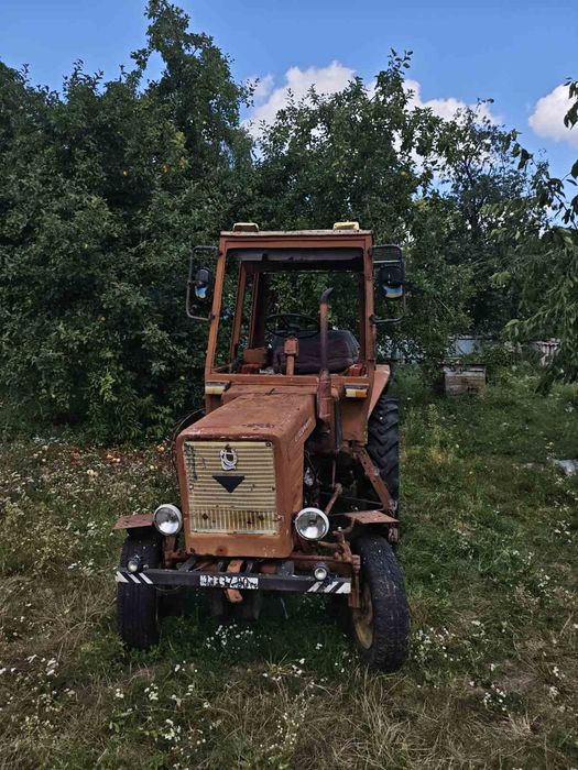 Продам Т-25 в робочому стані .