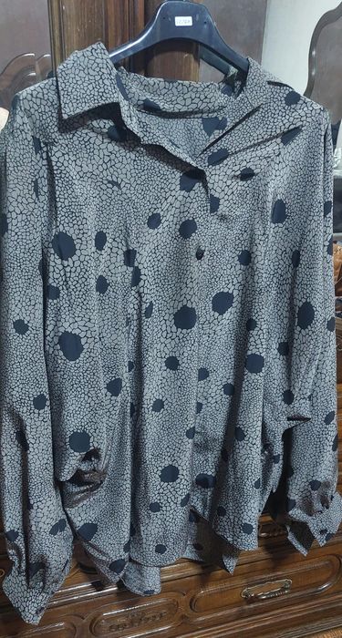 Blusas tamanho L novas