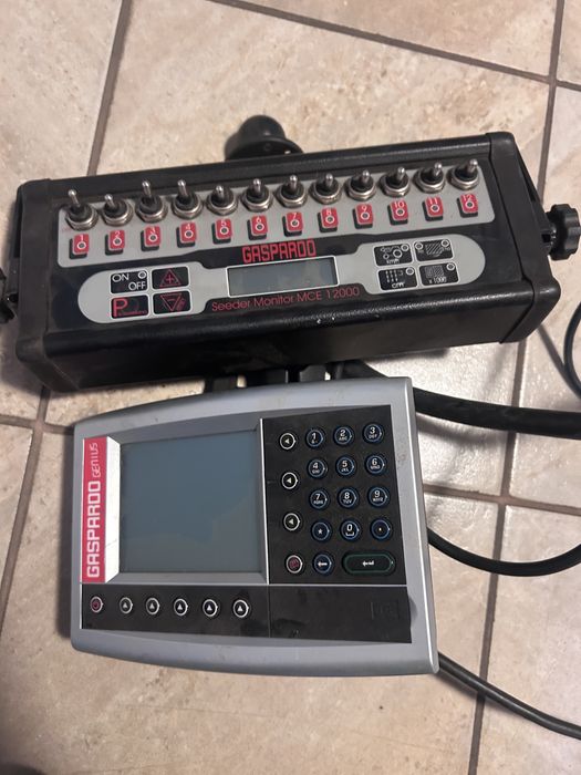 Siewnik kukurydzy Gaspardo Manta XL 12 rzędów