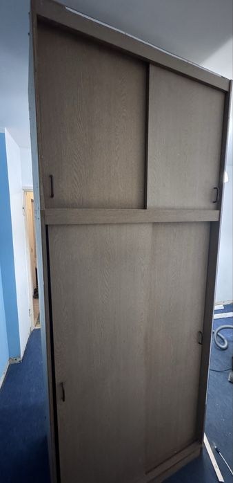 Dwie szafy do oddania 247x92x50