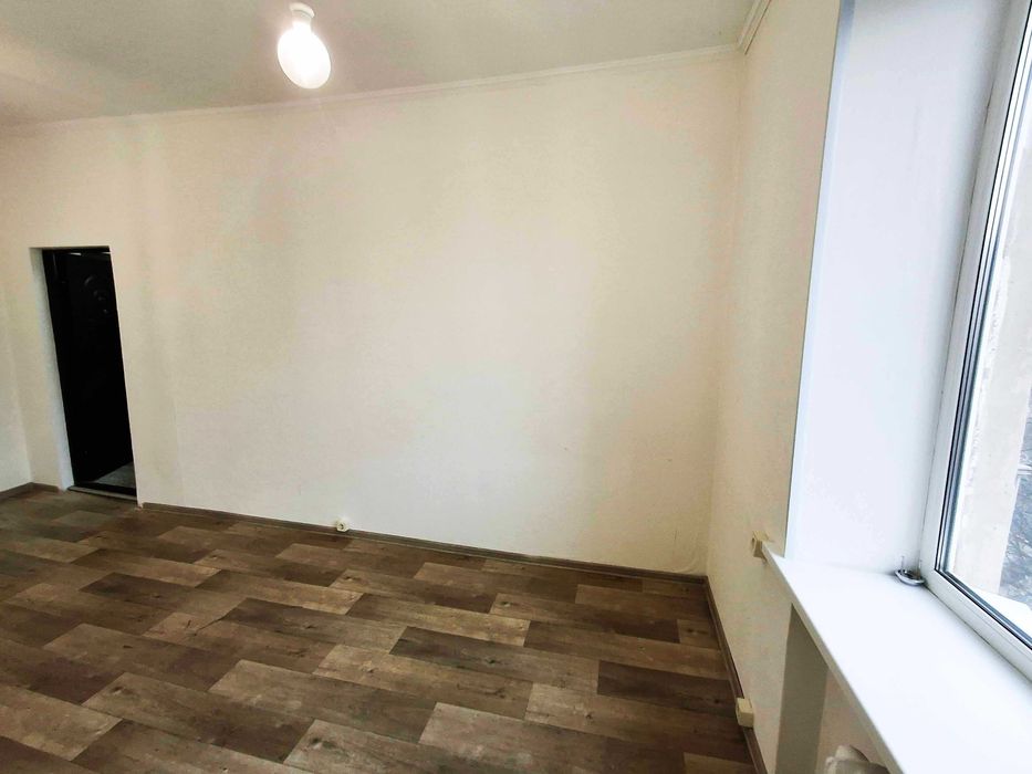 Аренда офиса 24,3м2 на Печерске, Марии Приймаченко 3 метро Зверинецкая