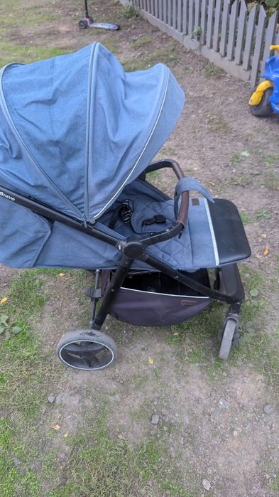 Carrello Bravo, коляска на запчастини, зломані механізм складання,  текстиль і всі інші деталі в гарному стані