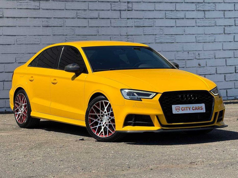 Audi S3 (офіційна)