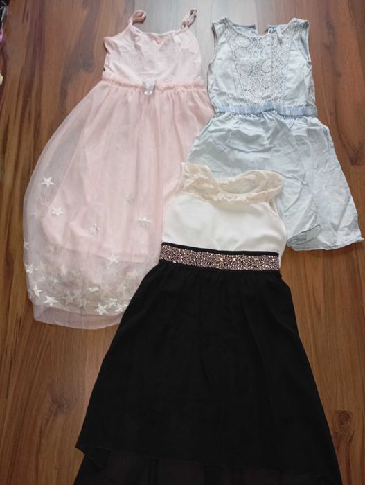 Zestaw firmowych ubranek dla dziewczynki 146 cm