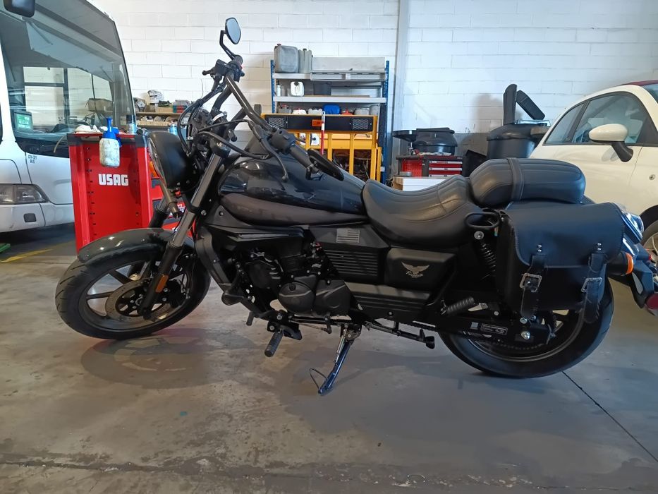 Moto estilo clássico Americano 125cc