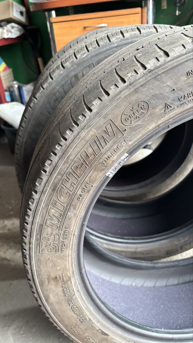 Шины на tesla model 3 235/45 R18 Michelin