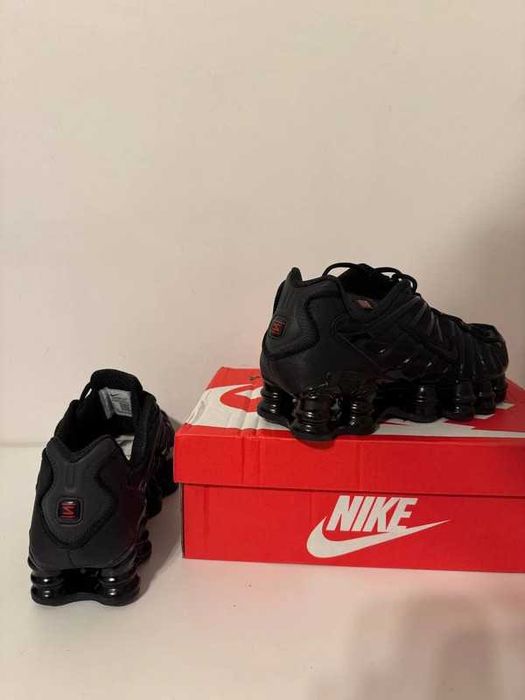 Butymęskie_Nike_Shox_TL_Black Glany R.39