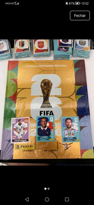 Álbum dourado capa dura mundial 2026 + mbappe Messi e bellingham