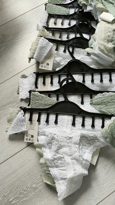 Mega Paka Stringi H&M rozm.M 75szt.