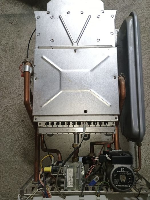 Котел Ferolli c24 по запчастинам