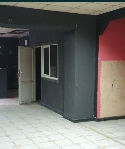 Продається підвальне комерційне приміщення.Центр.