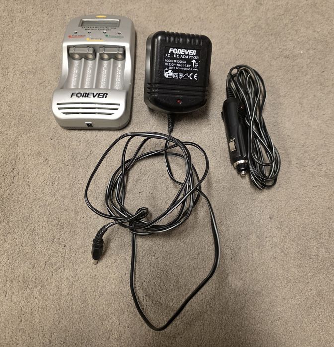 Ładowarka procesorowa FR6178 Forever AA oraz AAA