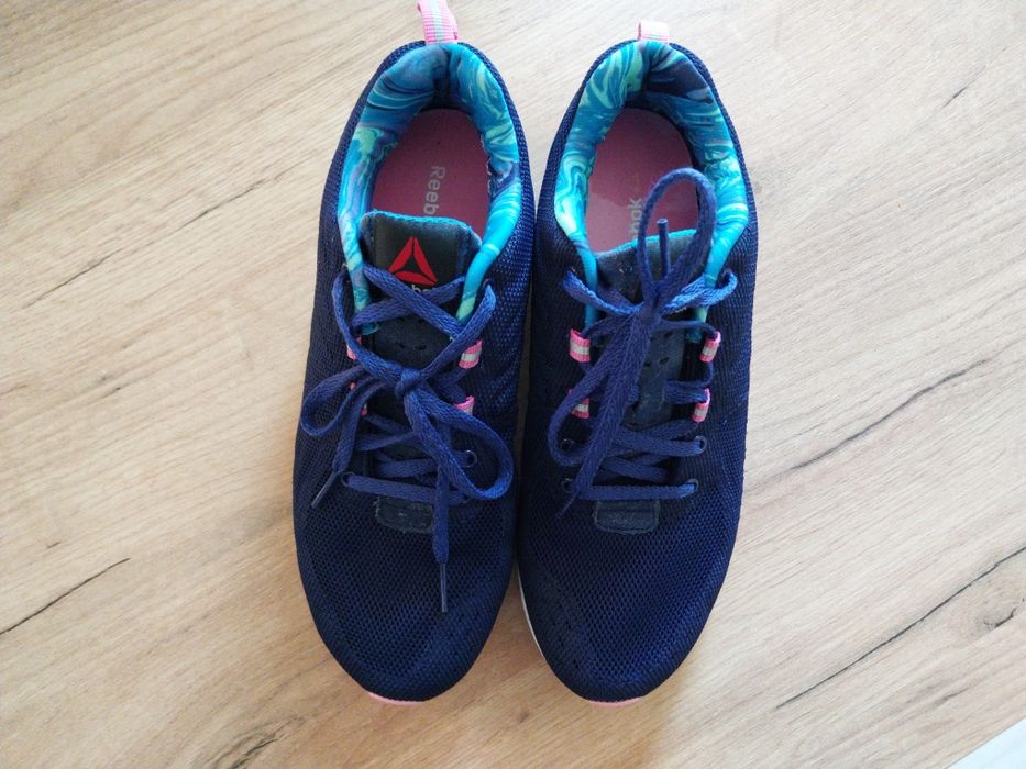 Buty damskie do biegania fitness