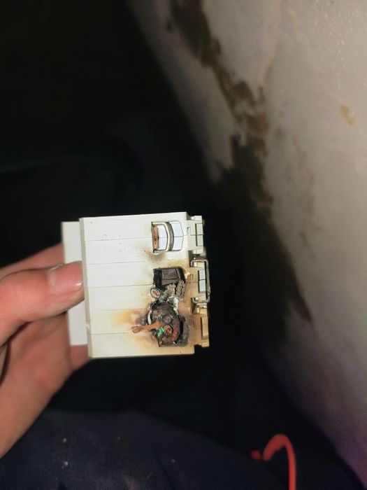 Elektryk,Instalacje elektryczne,Pogotowie elektryczne