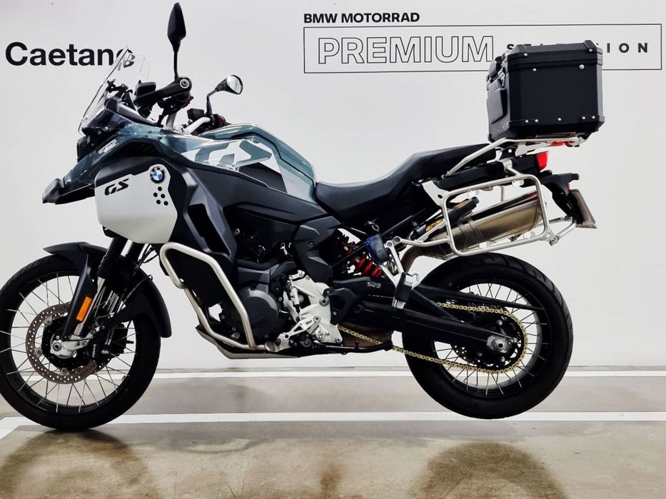 BMW F 900 GS Adventure 900 GS Adventure SAGE GREEN MET.