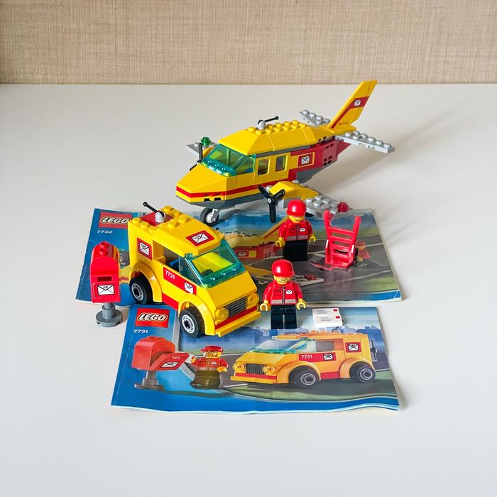 Lego 7731 e 7732 Air Mail/Van Conjunto 2008 Completo com Instruções