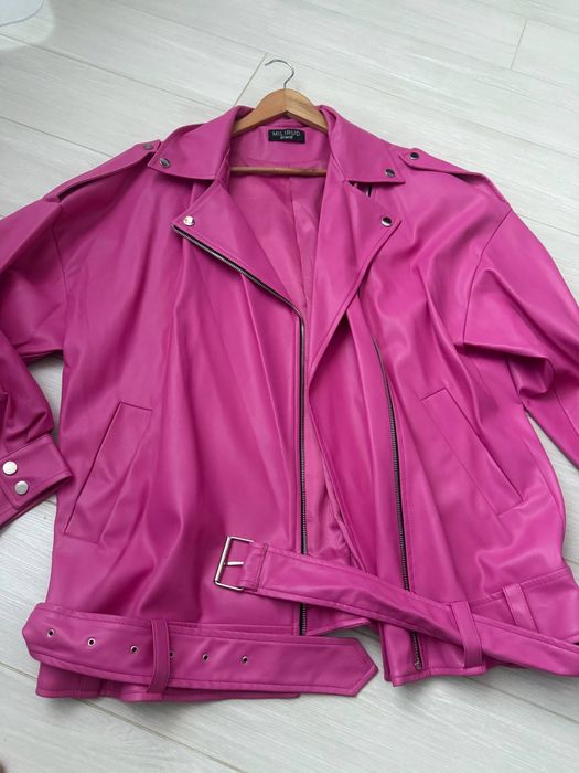 Продам Рожеву кожану стильну  курточку, розмір М-Л