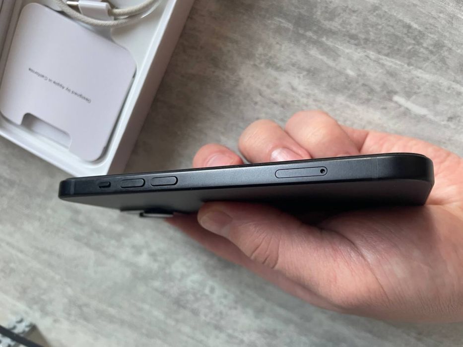 iPhone 15 Neverlock