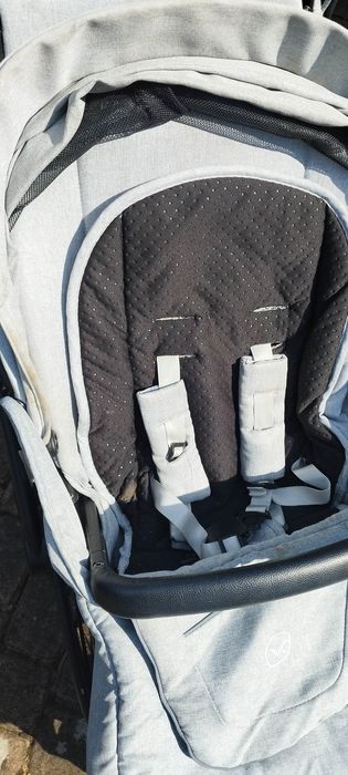 Wózek Muuvo 2w1, gondola, spacerówka i akcesoria.