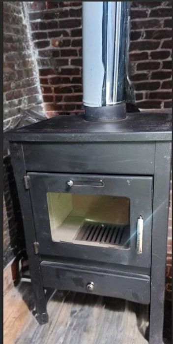 ПІЧ-КАМІН сталева, 10 кВт, виробництва Болгарія. Швидкий обігрів