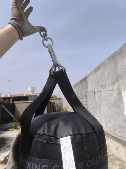 Saco de boxe 50 + luvas + ligaduras + bola de reflexos