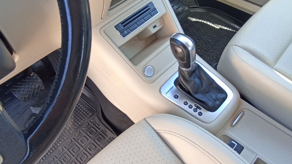 Volkswagen Tiguan автомат