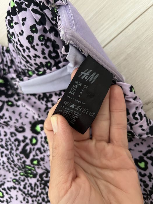 Купальник суцільний xs HM дуже крутий